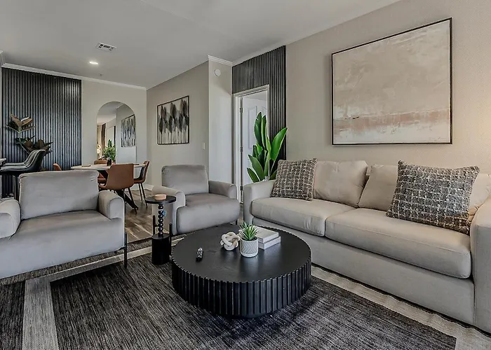 Apartment Kota 2019 Cozy 2br - 2ba - Pool - Gym - Free Parking *
