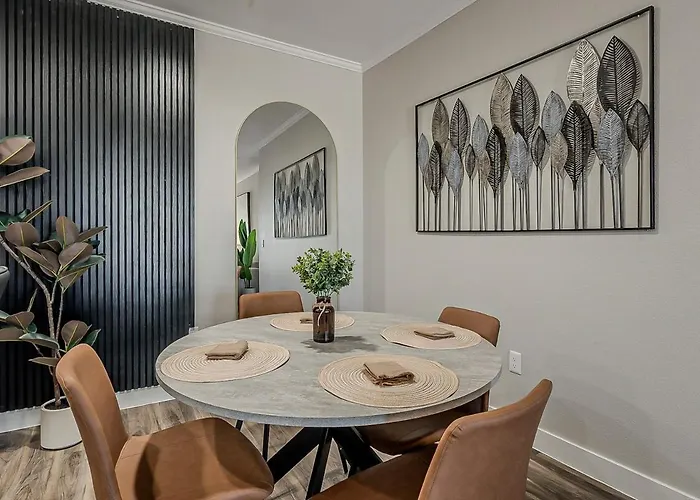 Apartment Kota 2019 Cozy 2br - 2ba - Pool - Gym - Free Parking
