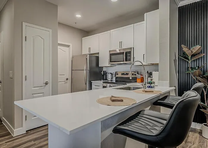 Apartment Kota 2019 Cozy 2br - 2ba - Pool - Gym - Free Parking *